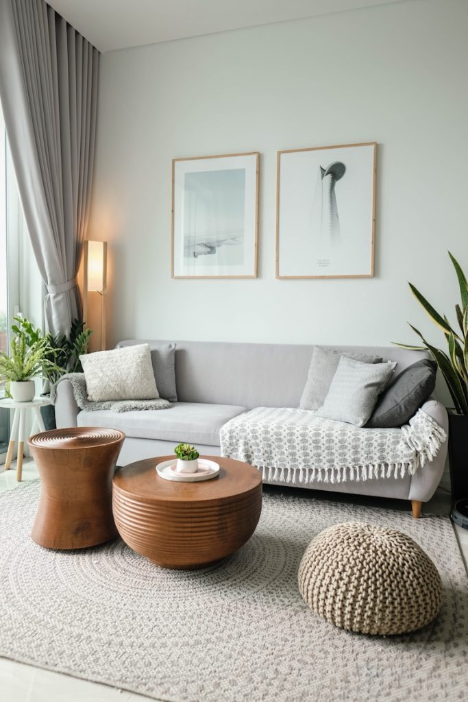 créer une ambiance minimaliste à la maison : astuces et inspirations